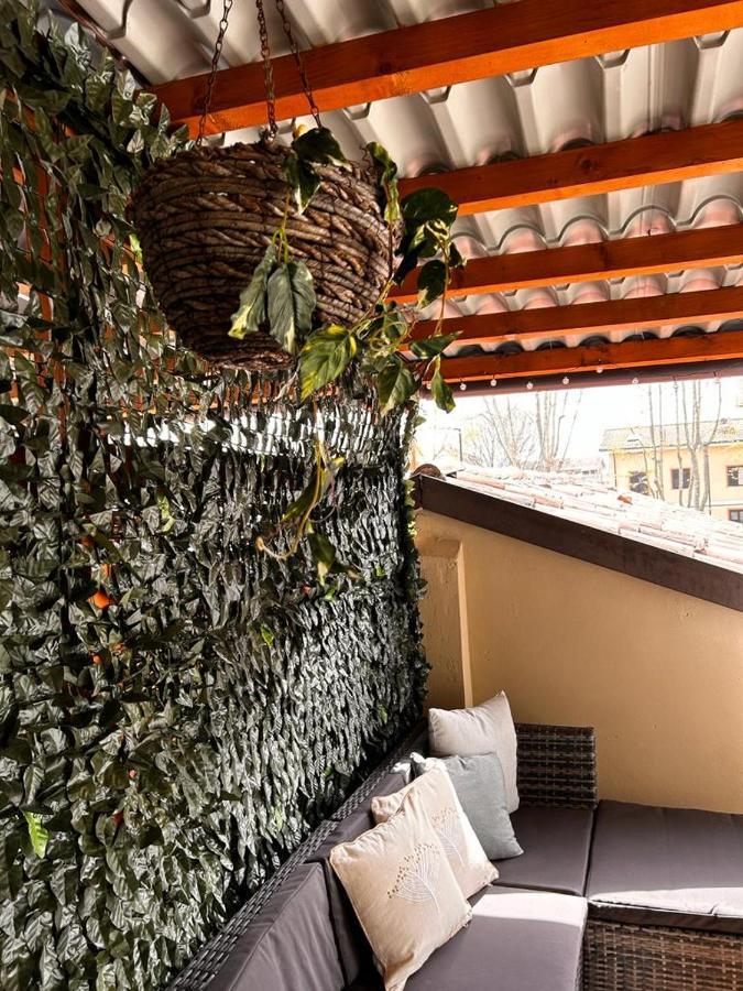 Bon Bon Del Corso Con Terrazzo E Aria Condizionata Apartment Asti Bagian luar foto