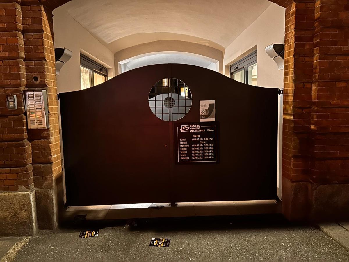 Bon Bon Del Corso Con Terrazzo E Aria Condizionata Apartment Asti Bagian luar foto