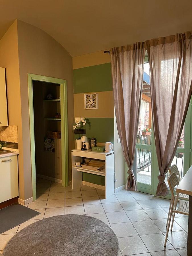 Bon Bon Del Corso Con Terrazzo E Aria Condizionata Apartment Asti Bagian luar foto