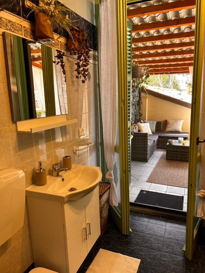 Bon Bon Del Corso Con Terrazzo E Aria Condizionata Apartment Asti Bagian luar foto