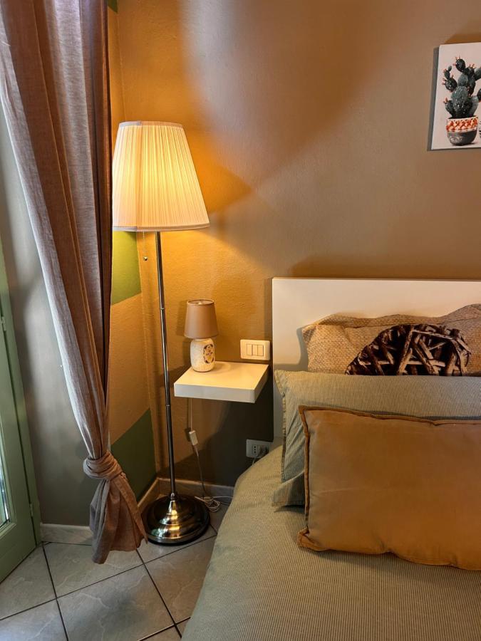 Bon Bon Del Corso Con Terrazzo E Aria Condizionata Apartment Asti Bagian luar foto