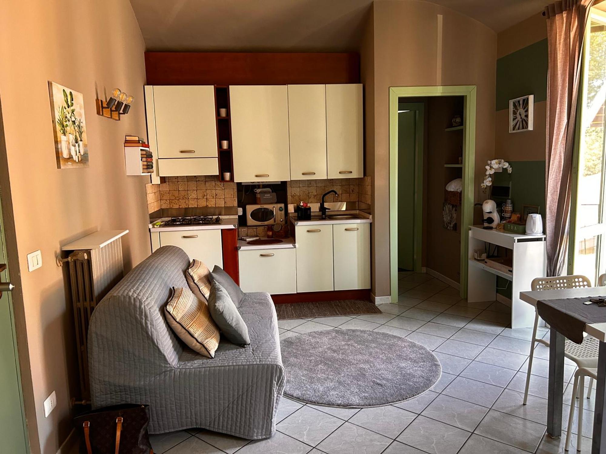 Bon Bon Del Corso Con Terrazzo E Aria Condizionata Apartment Asti Bagian luar foto